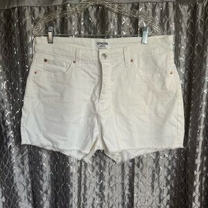 White Denizen Levi’s denim short size 18-W34